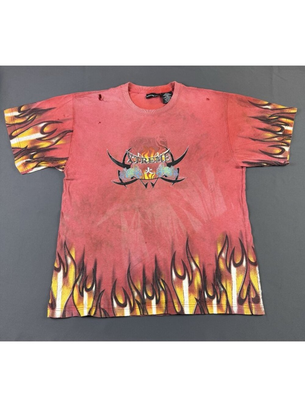 Rare Vintage Y2K No Boundaries Flame Tribal Xtreme Thrashed Faded Worn Large Tee